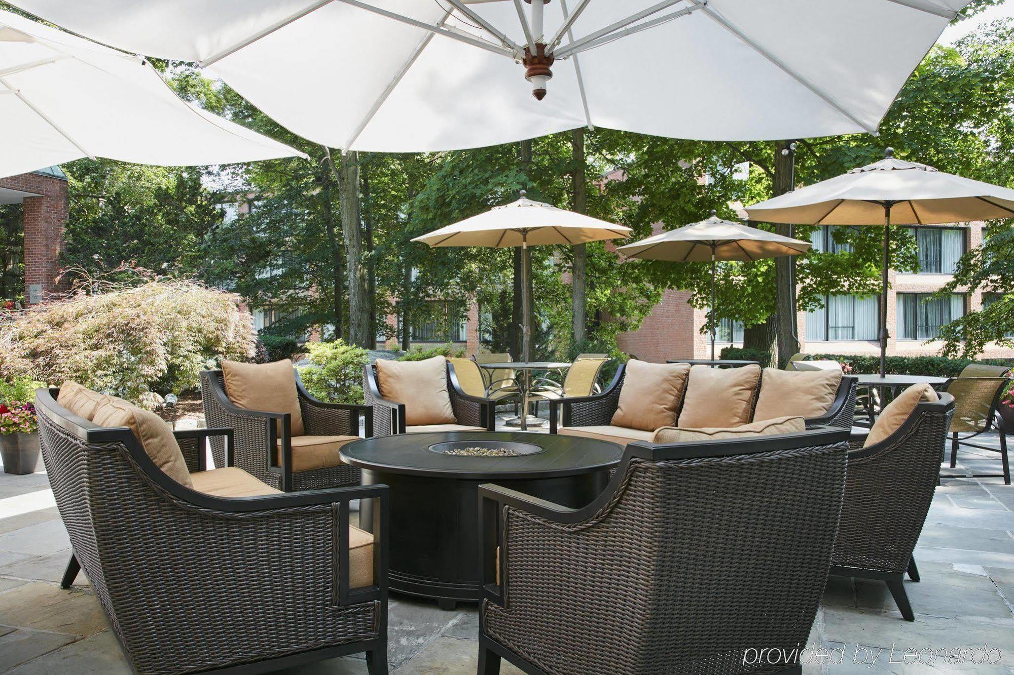 Hilton Westchester Rye Brook Экстерьер фото