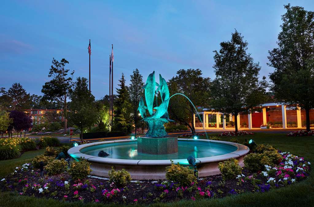 Hilton Westchester Rye Brook Экстерьер фото