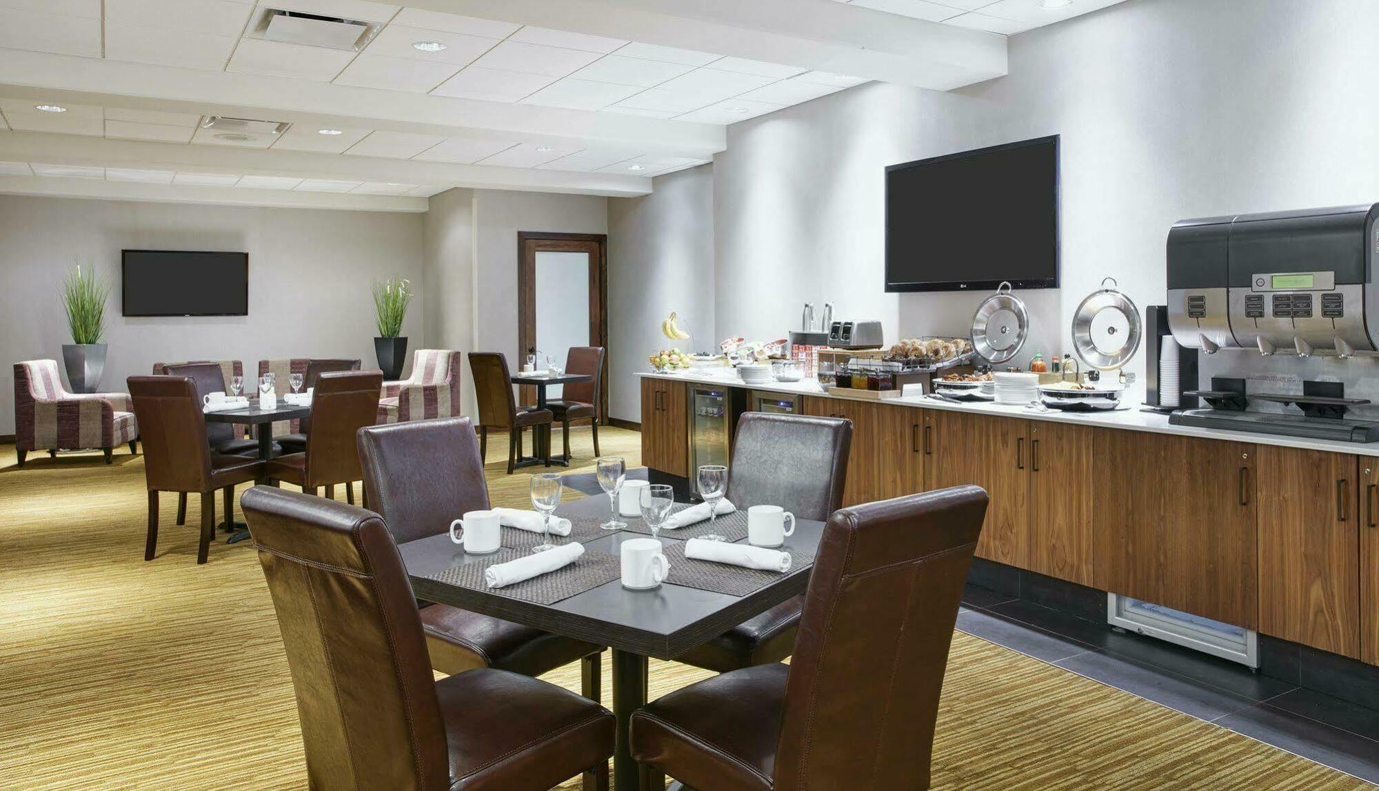 Hilton Westchester Rye Brook Экстерьер фото